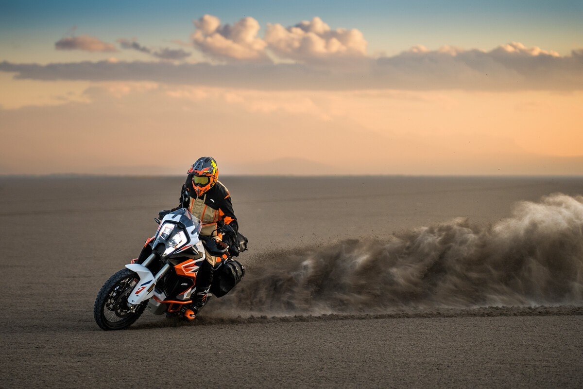 KTM 1290 Super Adventure R, arriva la 2023!